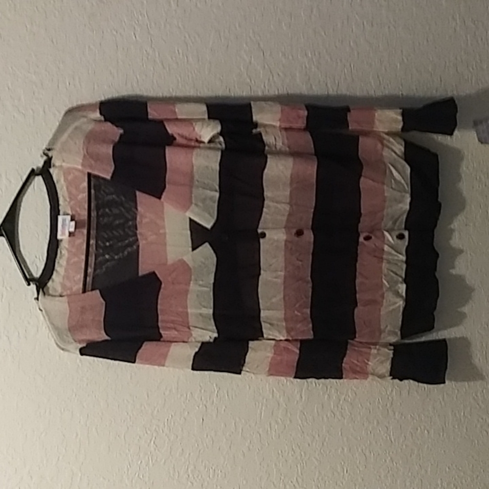 Lularoe Cheryl sweater